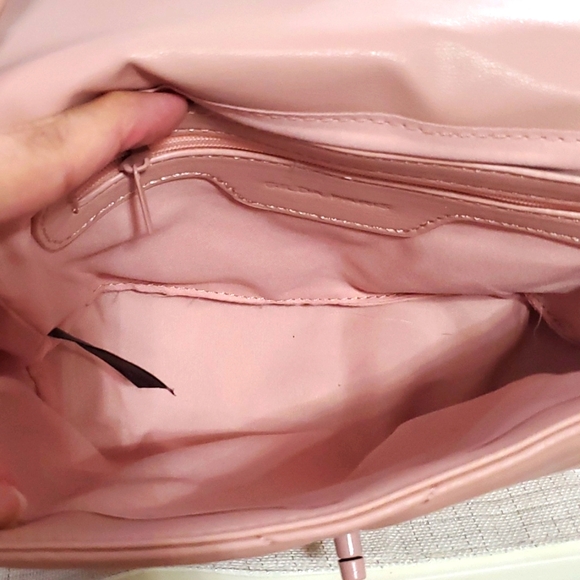 NWT GILDA PARIS SMALL QUILTED PINK BAGπππ - Picture 9 of 14